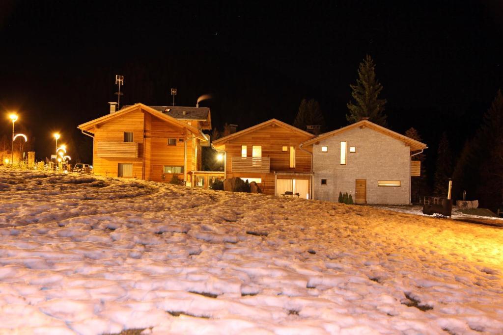 Aparthotel Baita Aurora Predazzo Exterior foto